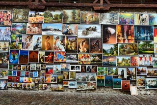 Outdoor gallery